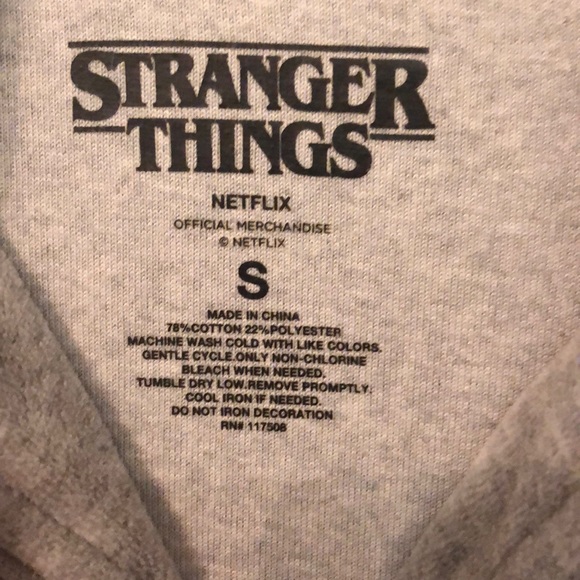 STRANGER THINGS TRACK JACKET - Picture 6 of 11